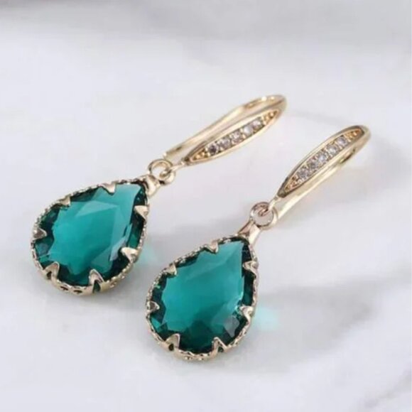 ⭐️💍FREE Baguette Tear Drop Rain Hipster Chic Glam Elegant Party Classy Earrings - Picture 1 of 9